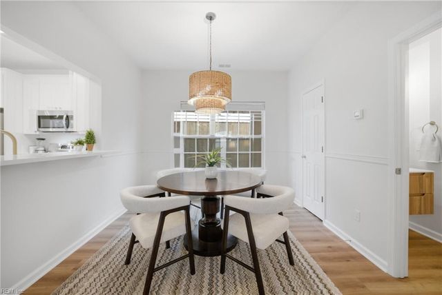 1082 Longstreet AVE A, Virginia Beach, VA 23451