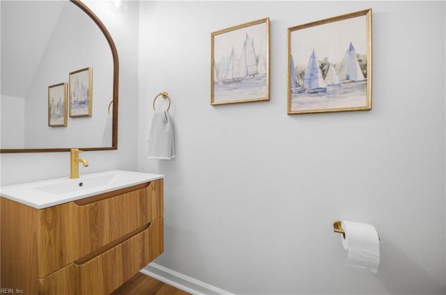 1082 Longstreet AVE A, Virginia Beach, VA 23451