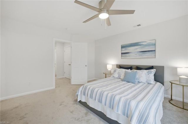 1082 Longstreet AVE A, Virginia Beach, VA 23451