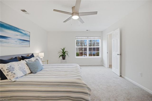 1082 Longstreet AVE A, Virginia Beach, VA 23451