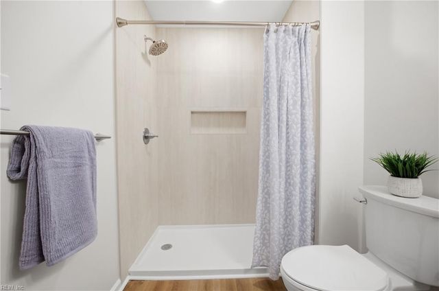 1082 Longstreet AVE A, Virginia Beach, VA 23451