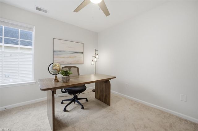 1082 Longstreet AVE A, Virginia Beach, VA 23451