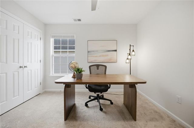 1082 Longstreet AVE A, Virginia Beach, VA 23451