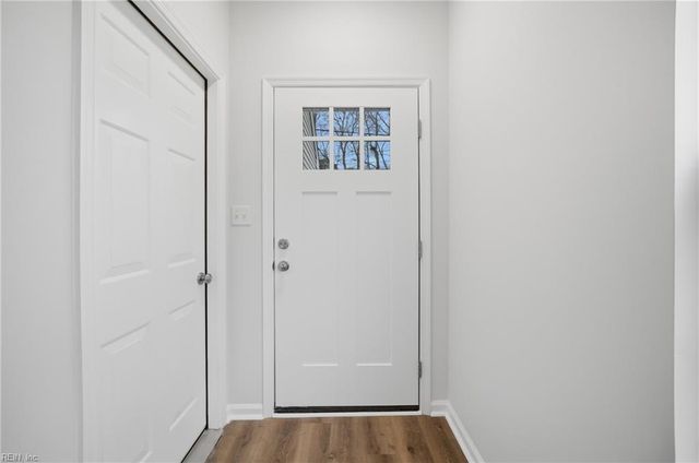 1082 Longstreet AVE A, Virginia Beach, VA 23451