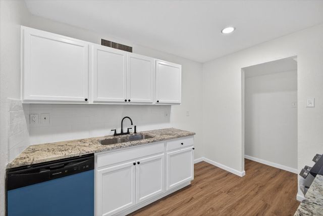 3221 Merrimac Drive, Forest Hill, TX 76140