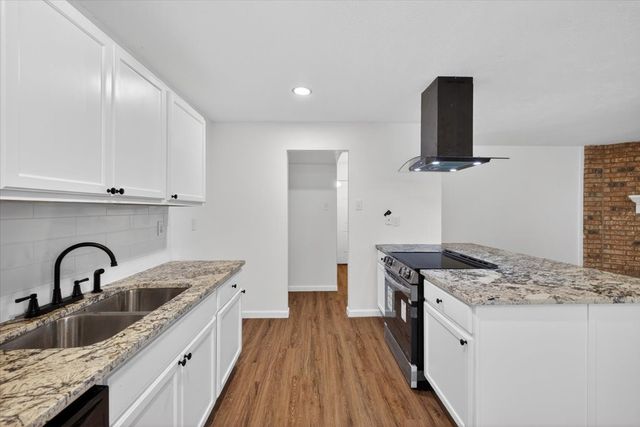 3221 Merrimac Drive, Forest Hill, TX 76140