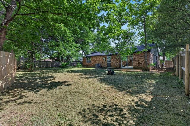 3221 Merrimac Drive, Forest Hill, TX 76140