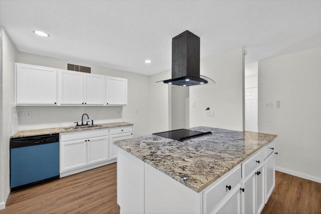 3221 Merrimac Drive, Forest Hill, TX 76140