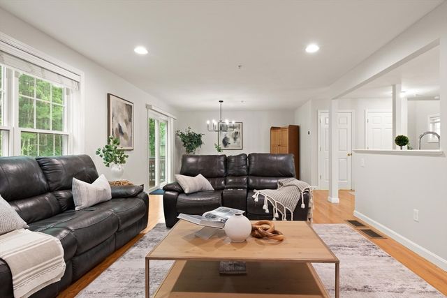 27 Southgate Rd 29, Westford, MA 01886