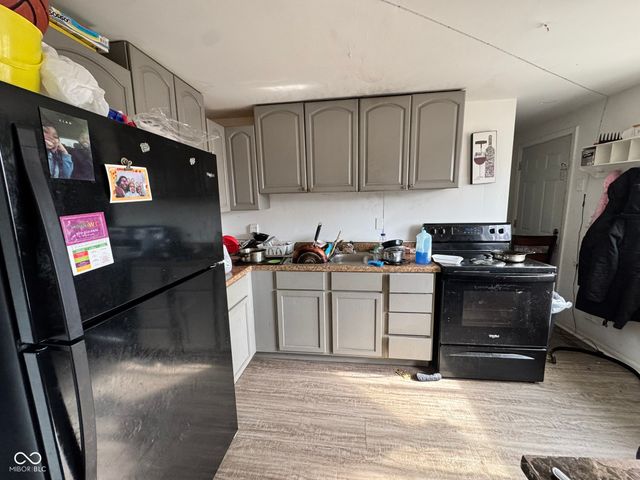 5855 Price Court, Indianapolis, IN 46254