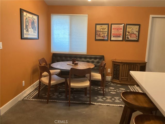 233 Almon Drive, Thousand Oaks, CA 91362