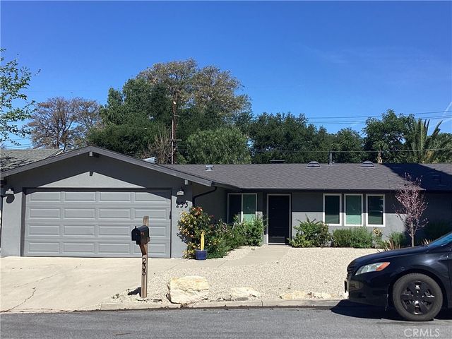 233 Almon Drive, Thousand Oaks, CA 91362