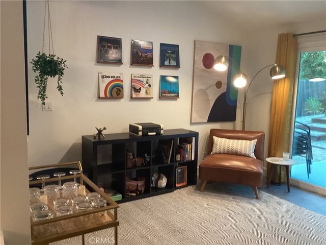 233 Almon Drive, Thousand Oaks, CA 91362