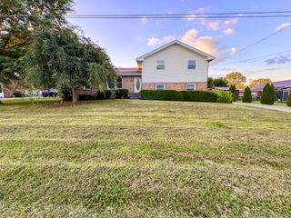 105 Peartree Dr, Hendersonville, TN 37075