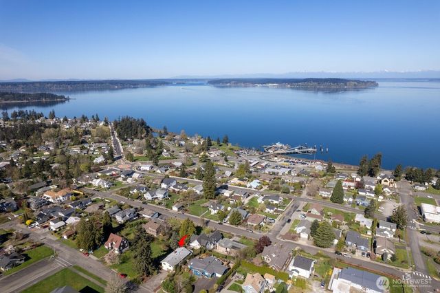 1411 Nisqually Street, Steilacoom, WA 98388