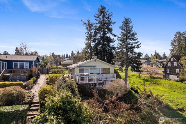 1411 Nisqually Street, Steilacoom, WA 98388