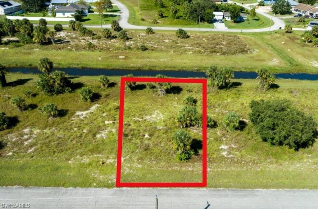 S Saturn LOOP, LABELLE, FL 33935 — exterior