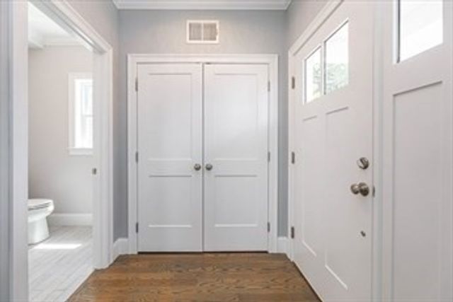 46 Murray Hill Road, Boston, MA 02131