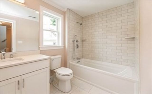 46 Murray Hill Road, Boston, MA 02131