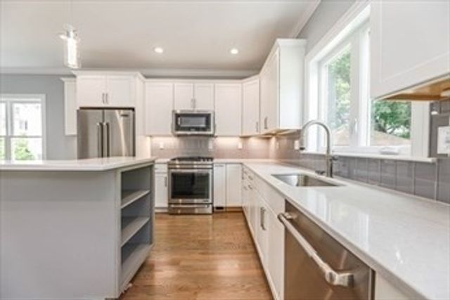 46 Murray Hill Road, Boston, MA 02131