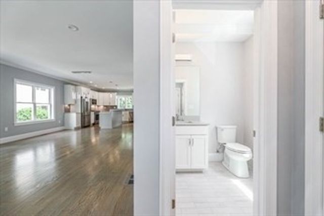 46 Murray Hill Road, Boston, MA 02131