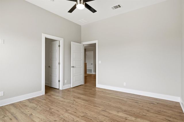 1210 Stobaugh ST B, Austin, TX 78757