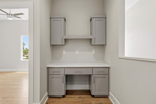 1210 Stobaugh ST B, Austin, TX 78757