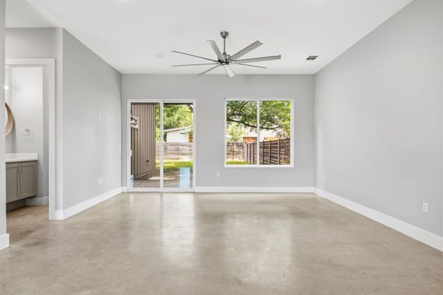 1210 Stobaugh ST B, Austin, TX 78757
