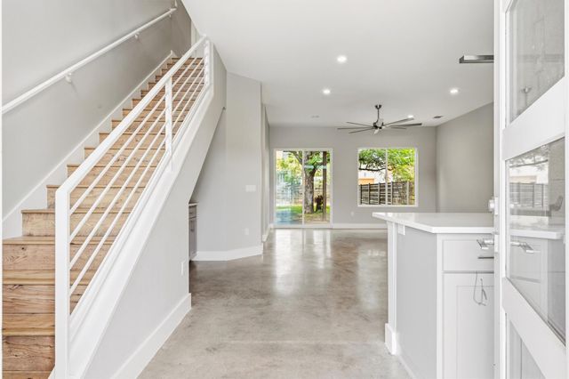 1210 Stobaugh ST B, Austin, TX 78757