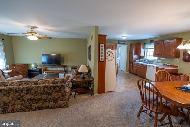 17 VISTA DR, Fredericksburg, PA 17026