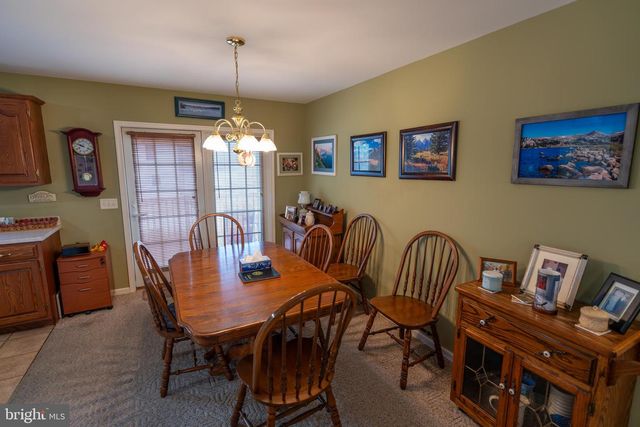 17 VISTA DR, Fredericksburg, PA 17026