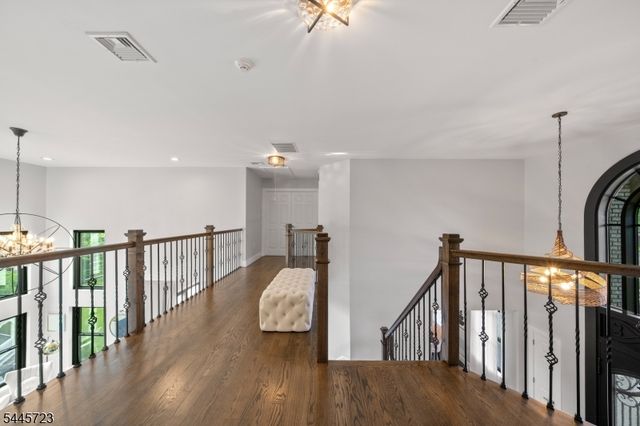 6 Christinalynn Dr, Monroe Twp., NJ 08831