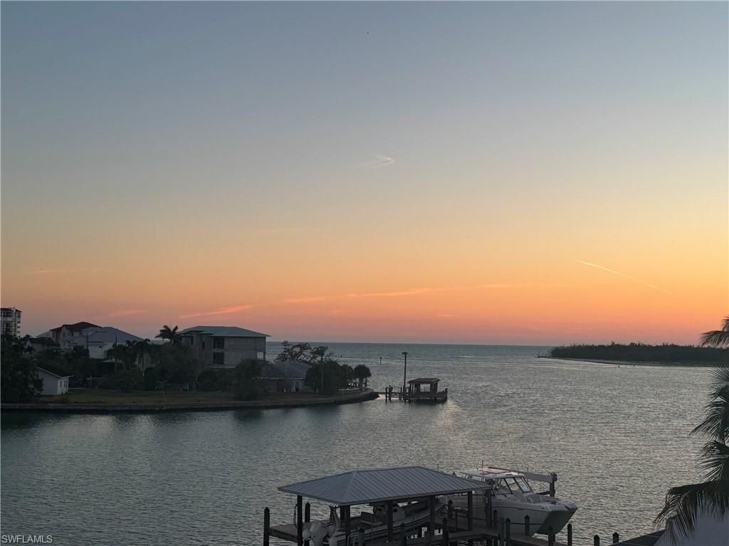 150 Tahiti CIR, NAPLES, FL 34113 — exterior