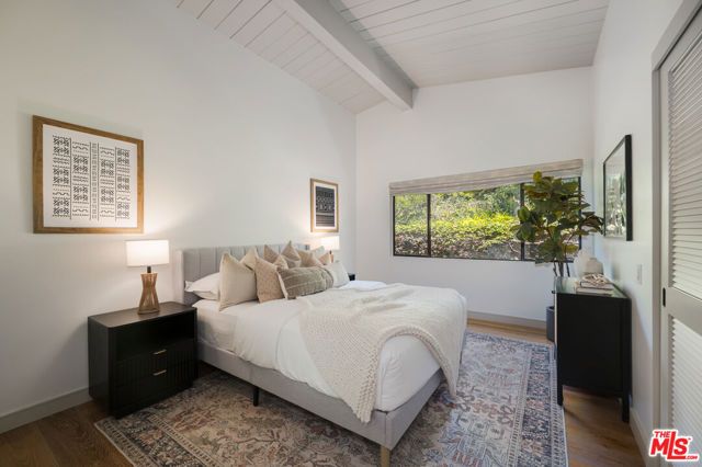 1231 El Hito Circle, Pacific Palisades (los Angeles), CA 90272