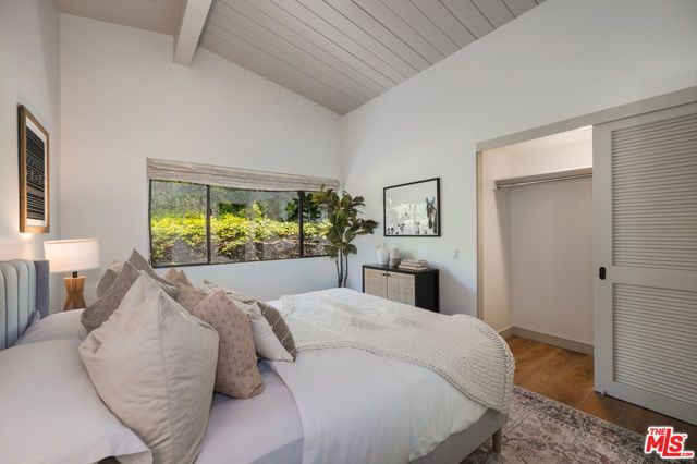 1231 El Hito Circle, Pacific Palisades (los Angeles), CA 90272