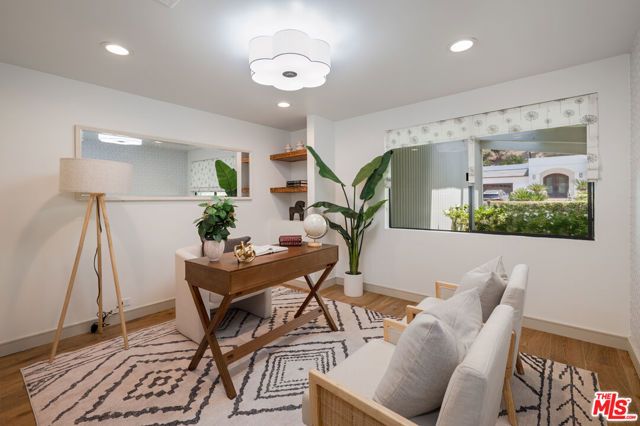 1231 El Hito Circle, Pacific Palisades (los Angeles), CA 90272