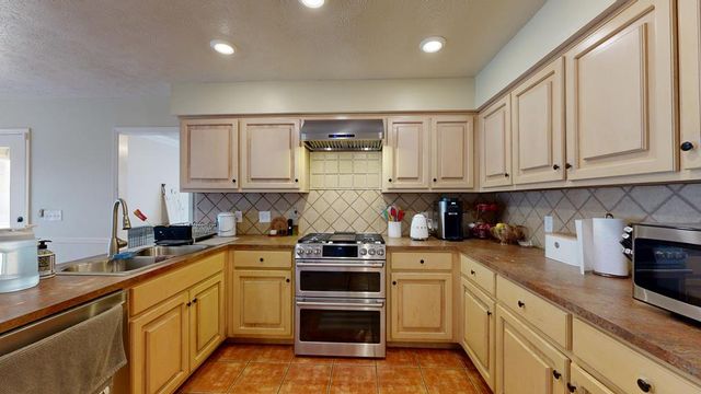 6697 Springlake Drive, Columbus, GA 31909