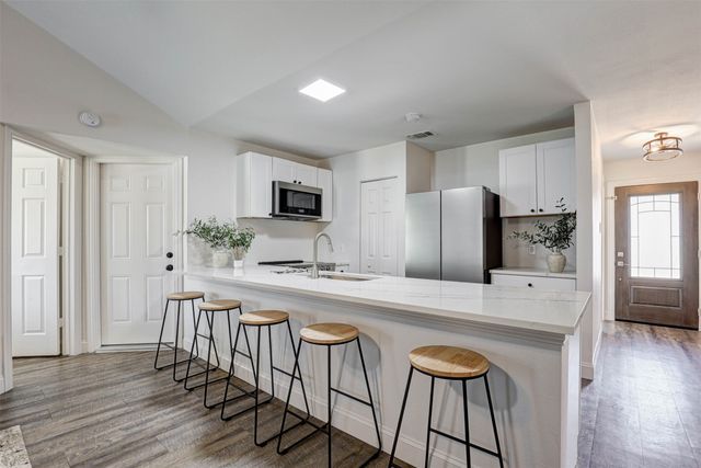 312 Almond Lane, Euless, TX 76039