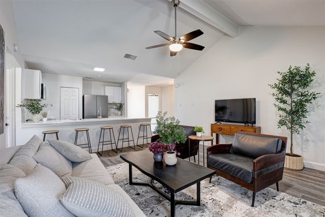 312 Almond Lane, Euless, TX 76039