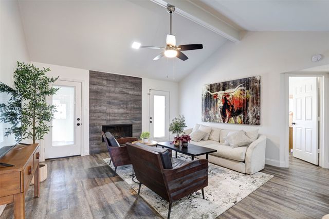 312 Almond Lane, Euless, TX 76039