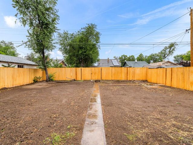1329 Wabash Ave, Pueblo, CO 81004