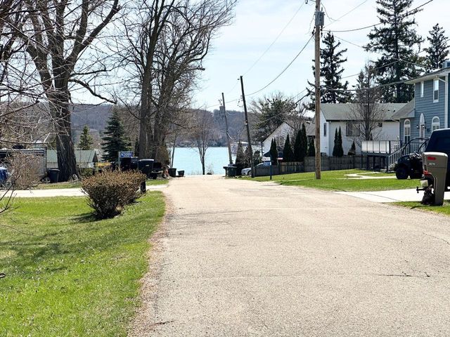 N3090 Uranus ROAD, Lake Geneva, WI 53147