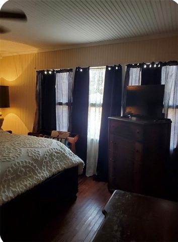 1645 Brentwood Dr, Corpus Christi, TX 78415