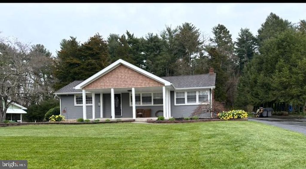 11 HOLLY TER, Bridgeton, NJ 08302