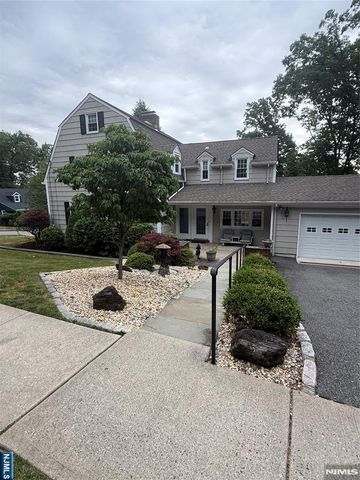 53 Howard Street, Verona, NJ 07044