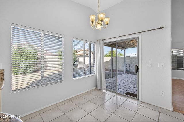 374 N OCEAN Drive, Gilbert, AZ 85233