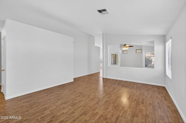 374 N OCEAN Drive, Gilbert, AZ 85233