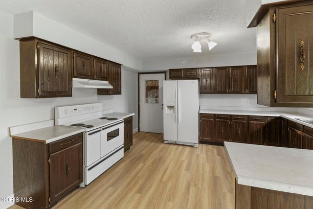 5741 Waterville Swanton Road, Swanton, OH 43558