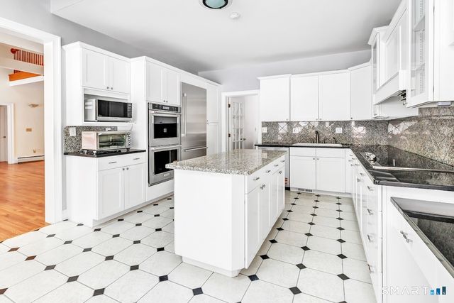 461 Amity Road, Woodbridge, CT 06525