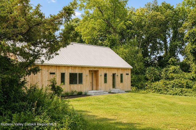 74 Fox Lane, Tivoli, NY 12583